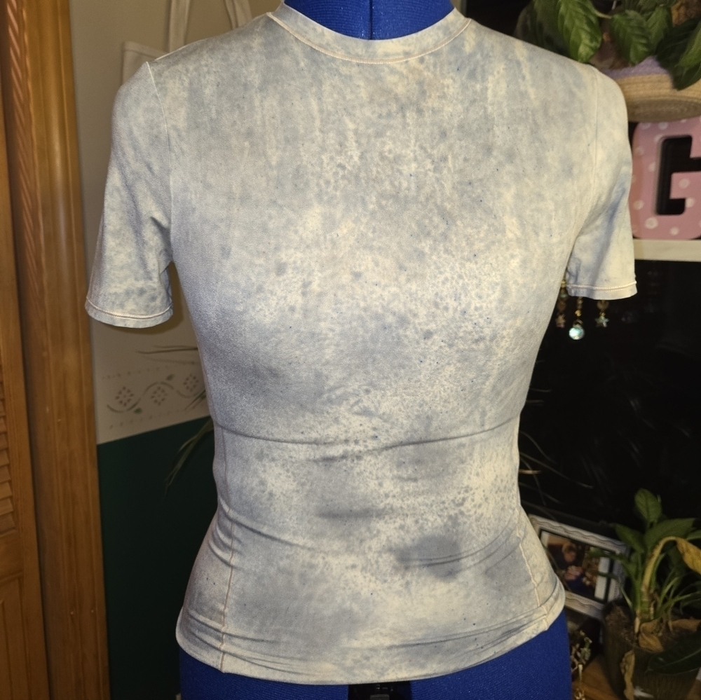 Lululemon Gray Blue Tie-Dye Gym Top "RARE" TIE DYE PRINT. ATHLETIC WOMENS TOP - Picture 6 of 8